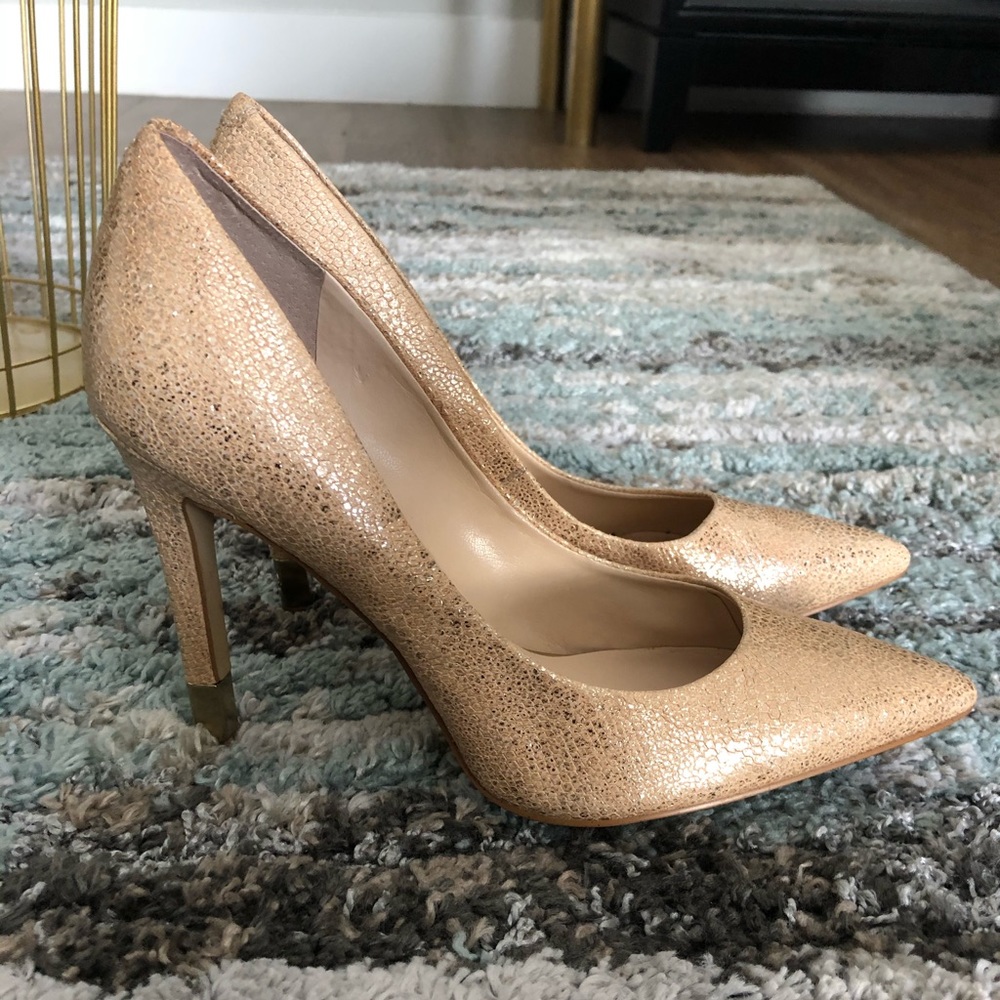 Heels - Picture 2 of 2